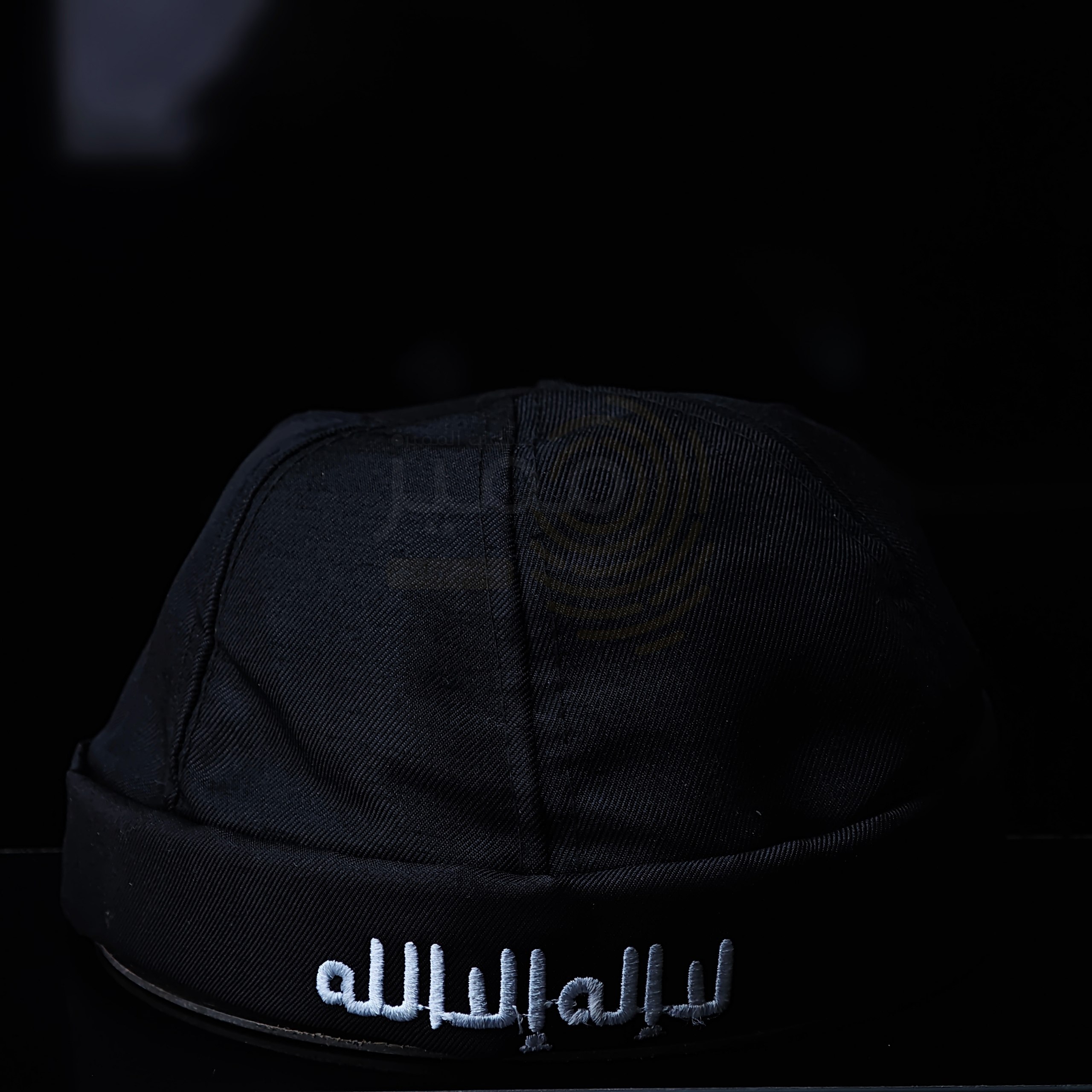 طاقية مدورة